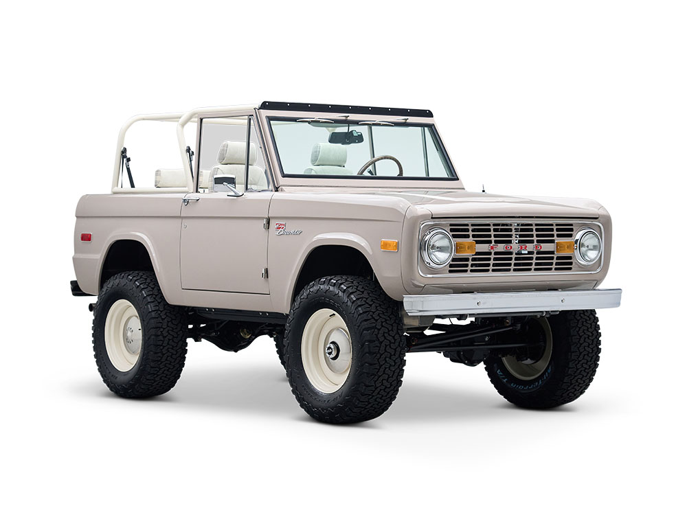 Car Photo Editing Service – Professional editing for clean, detailed, and eye-catching car images.